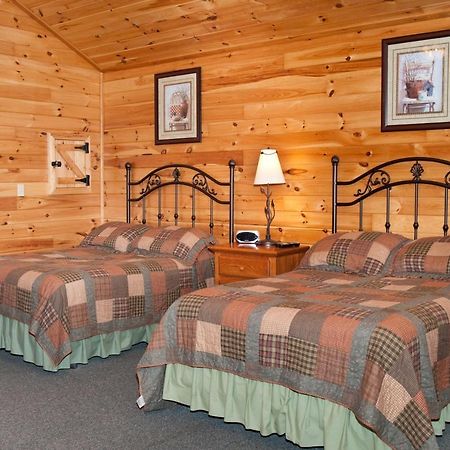 7Cs Lodging Flintstone Екстер'єр фото